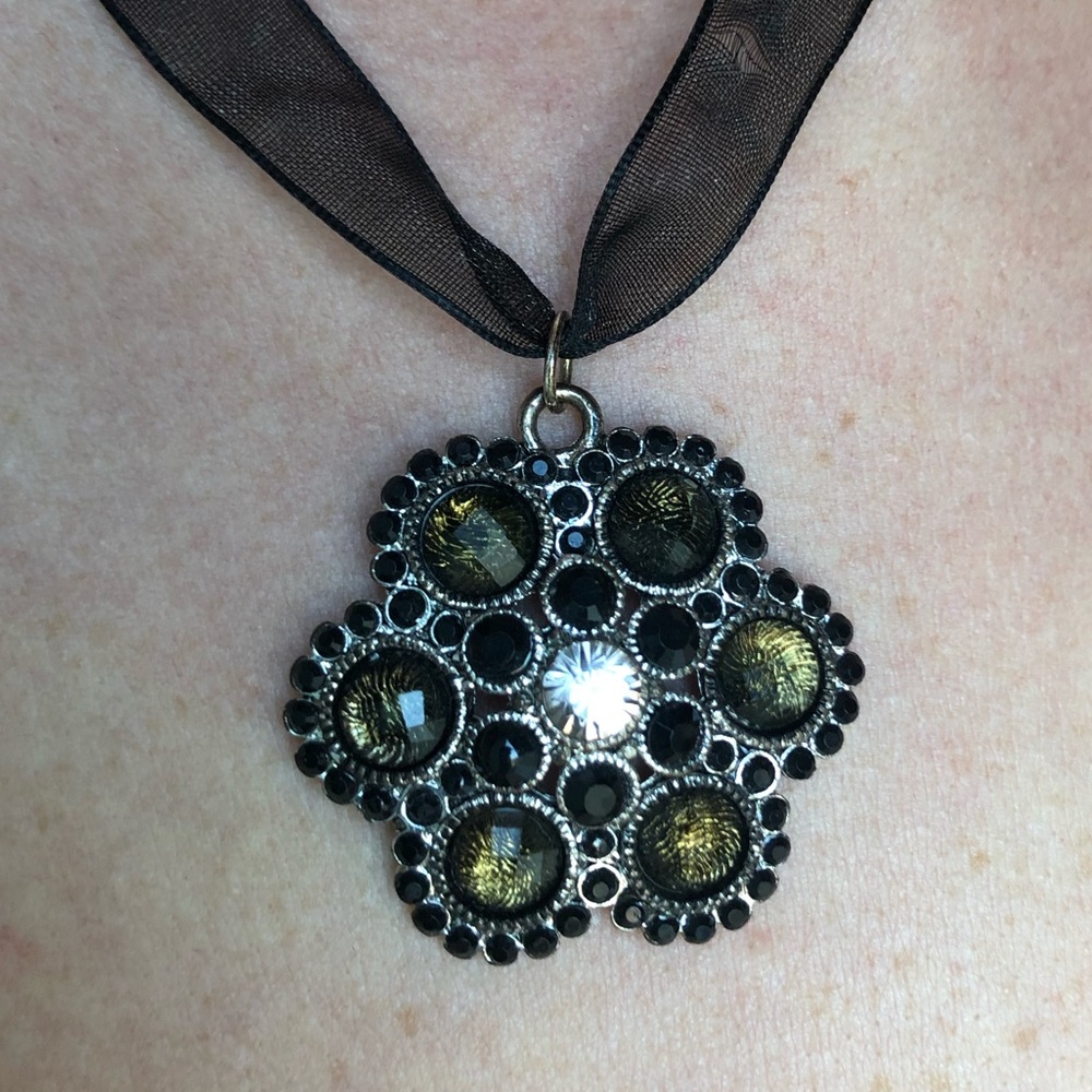 Pendant necklace